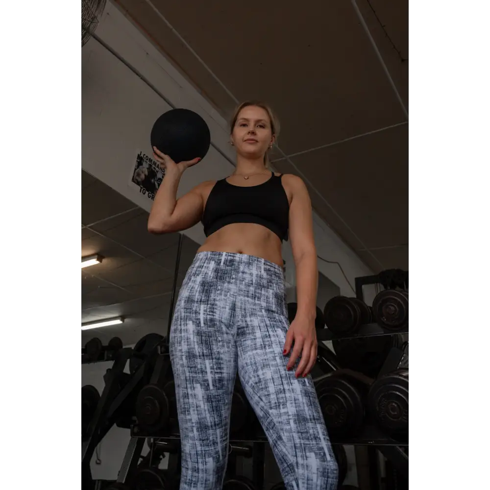 Ann 3/4 Leggings. Patterned Capri Leggings with Pocket Moisture Wicking - Ladies Leggings