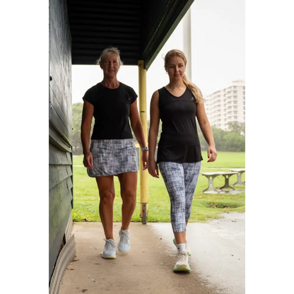 Ann 3/4 Leggings. Patterned Capri Leggings with Pocket Moisture Wicking - Ladies Leggings