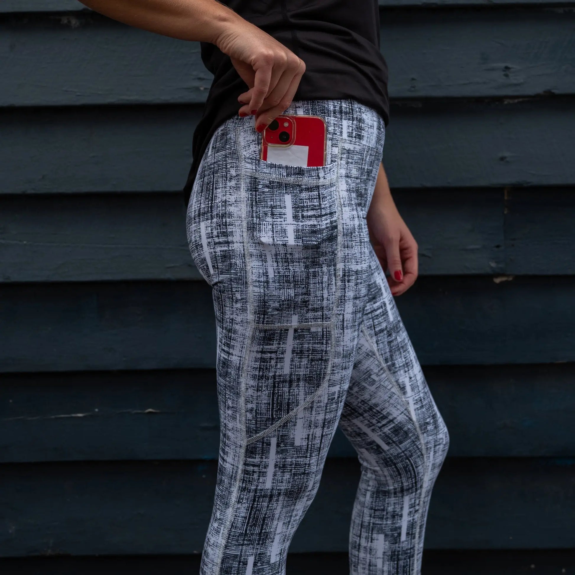 Ann 3/4 Leggings. Patterned Capri Leggings with Pocket Moisture Wicking - Ladies Leggings