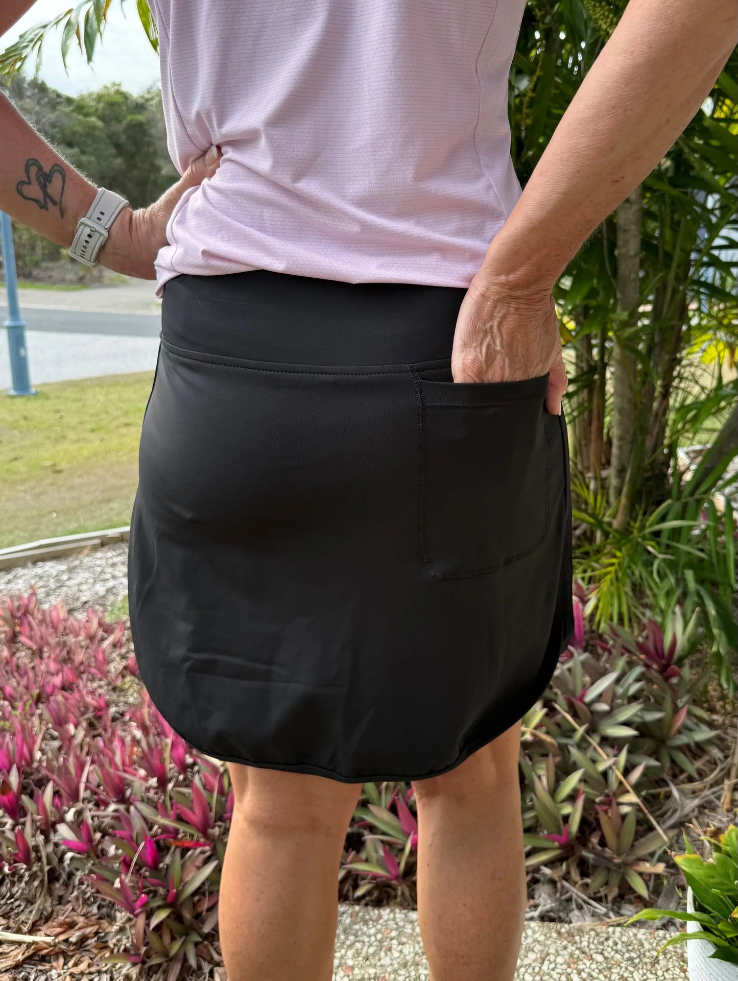 Black Longer Skort with Pockets - Skorts for golf and lawn bowls