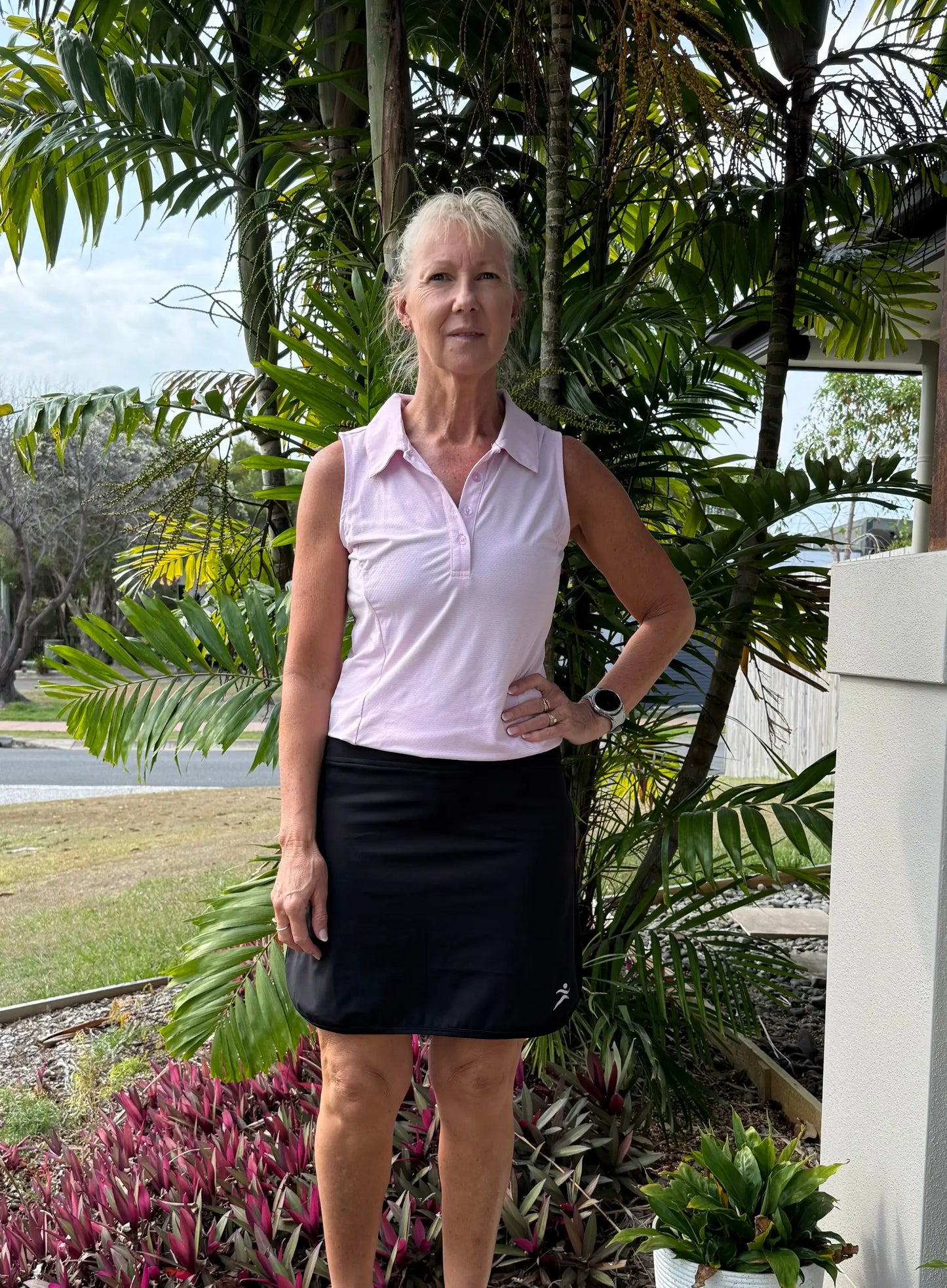 Black Longer Skort with Pockets - Skorts for golf and lawn bowls
