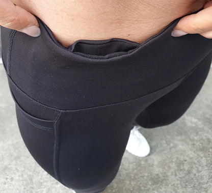 Gmaxx 'ATTACK BLACK' Active Full Length high-performance legging designed for all physical activities. It features two large side pockets and a small fob/coin pocket for secure storage