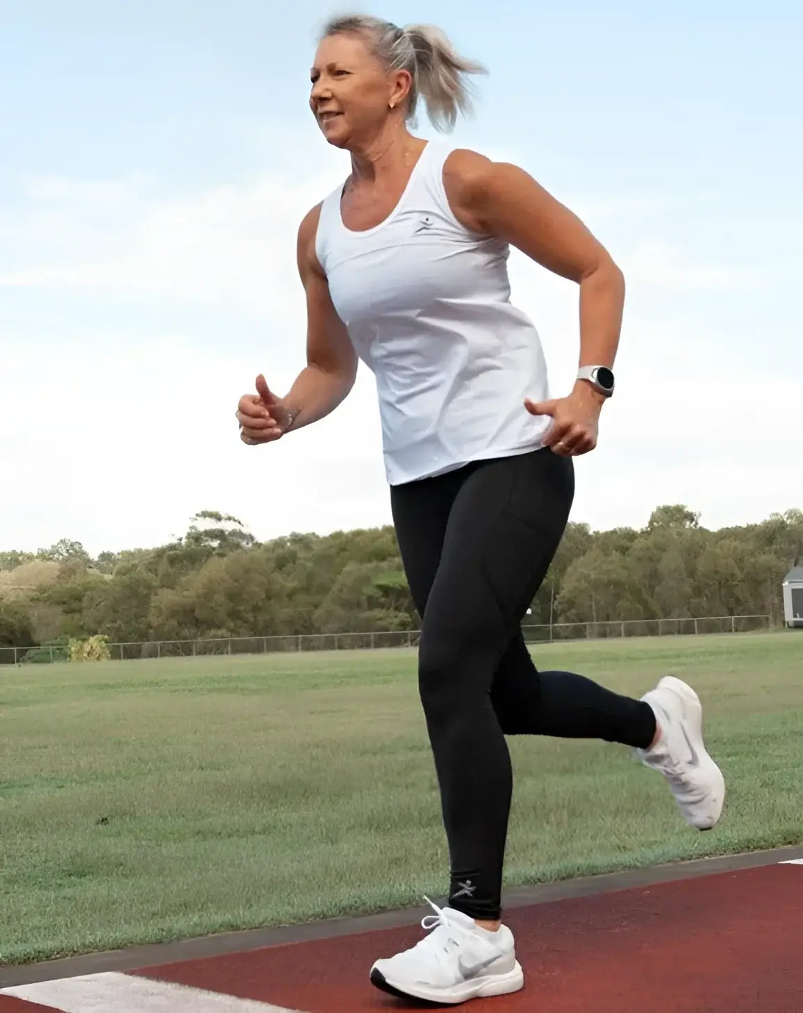 Gmaxx 'ATTACK BLACK' Active Full Length high-performance legging designed for all physical activities. It features two large side pockets and a small fob/coin pocket for secure storage