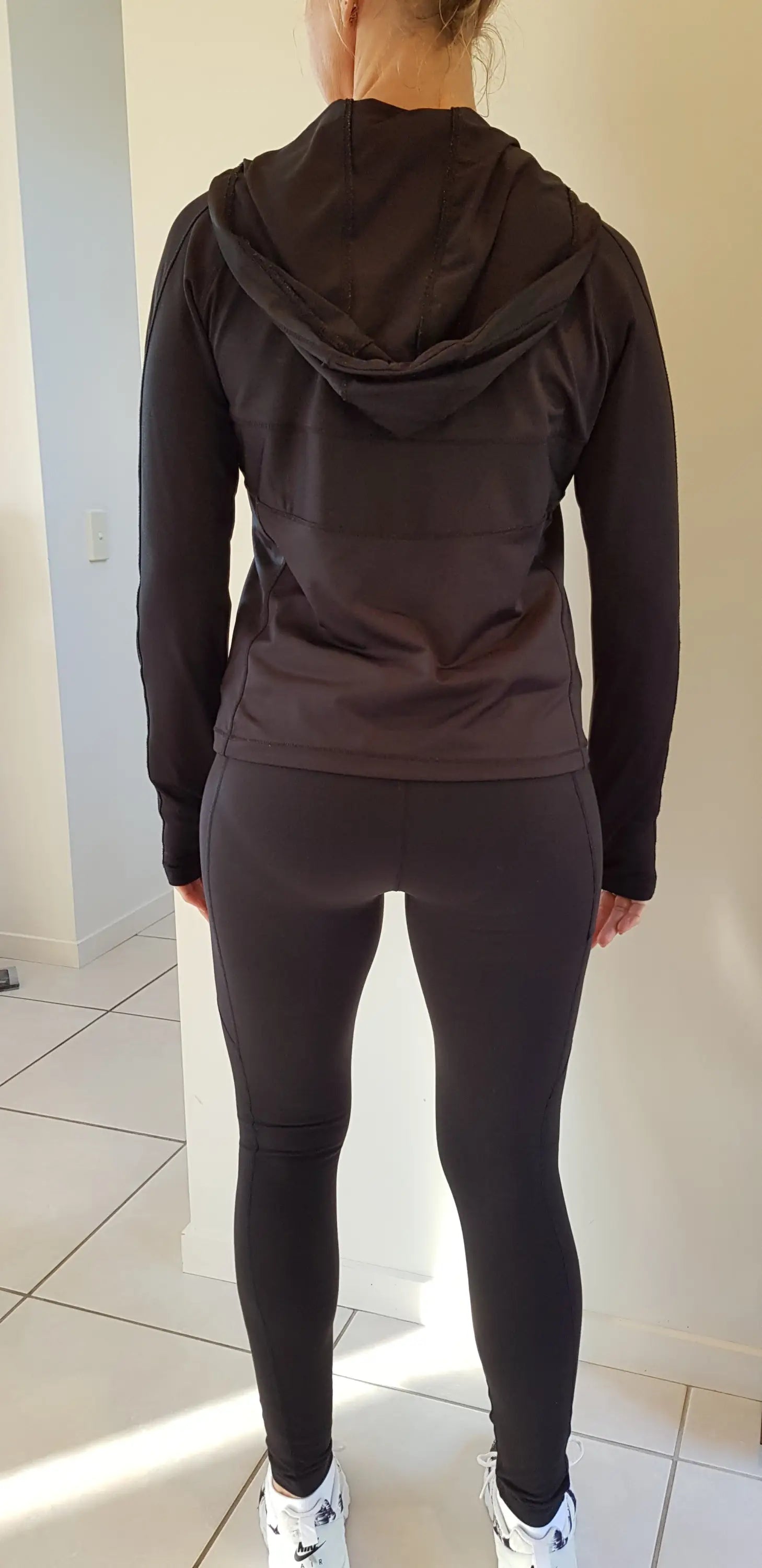 Gmaxx Black Sports Jacket with hood