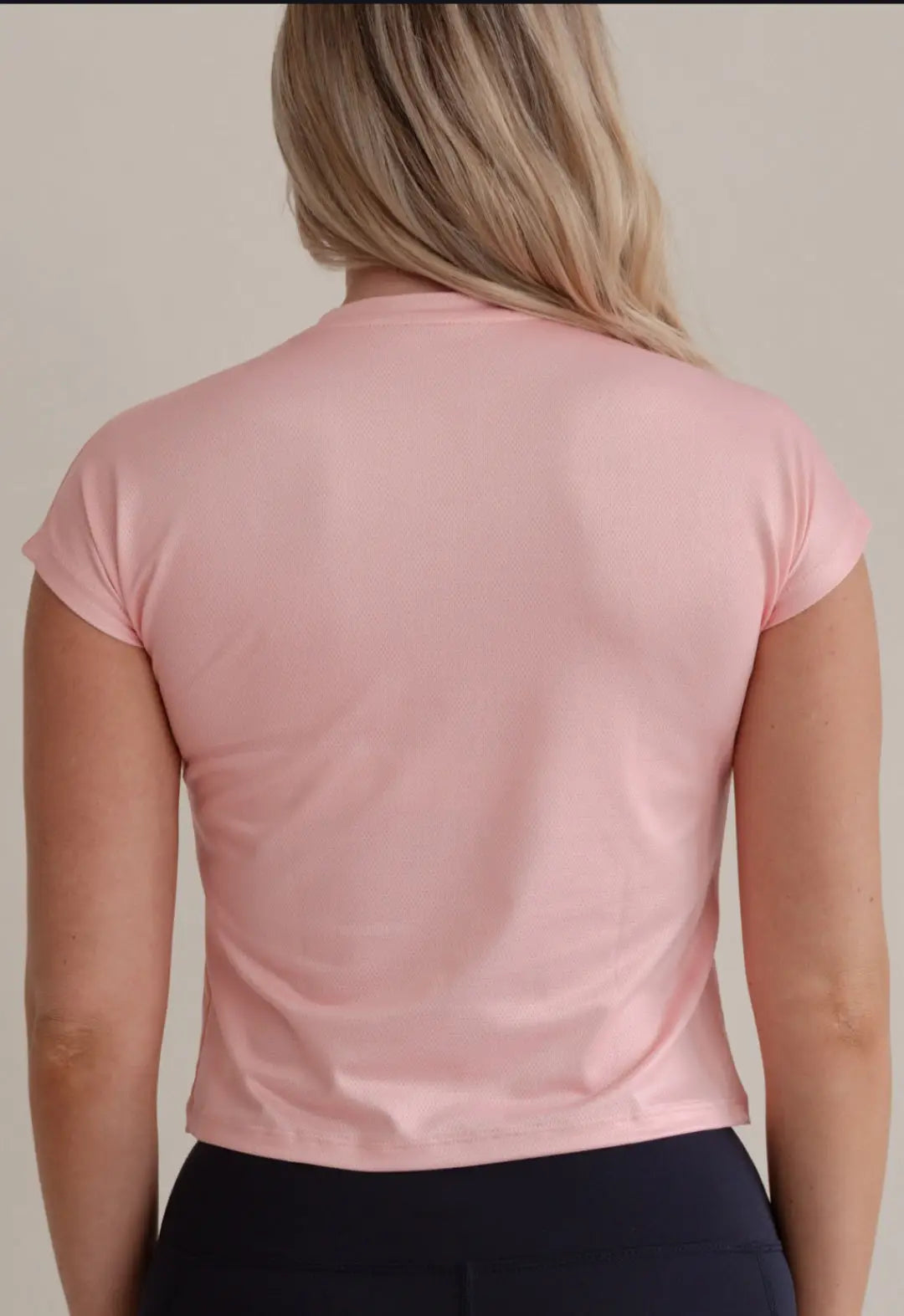 Holli Mesh Tee - gmaxx