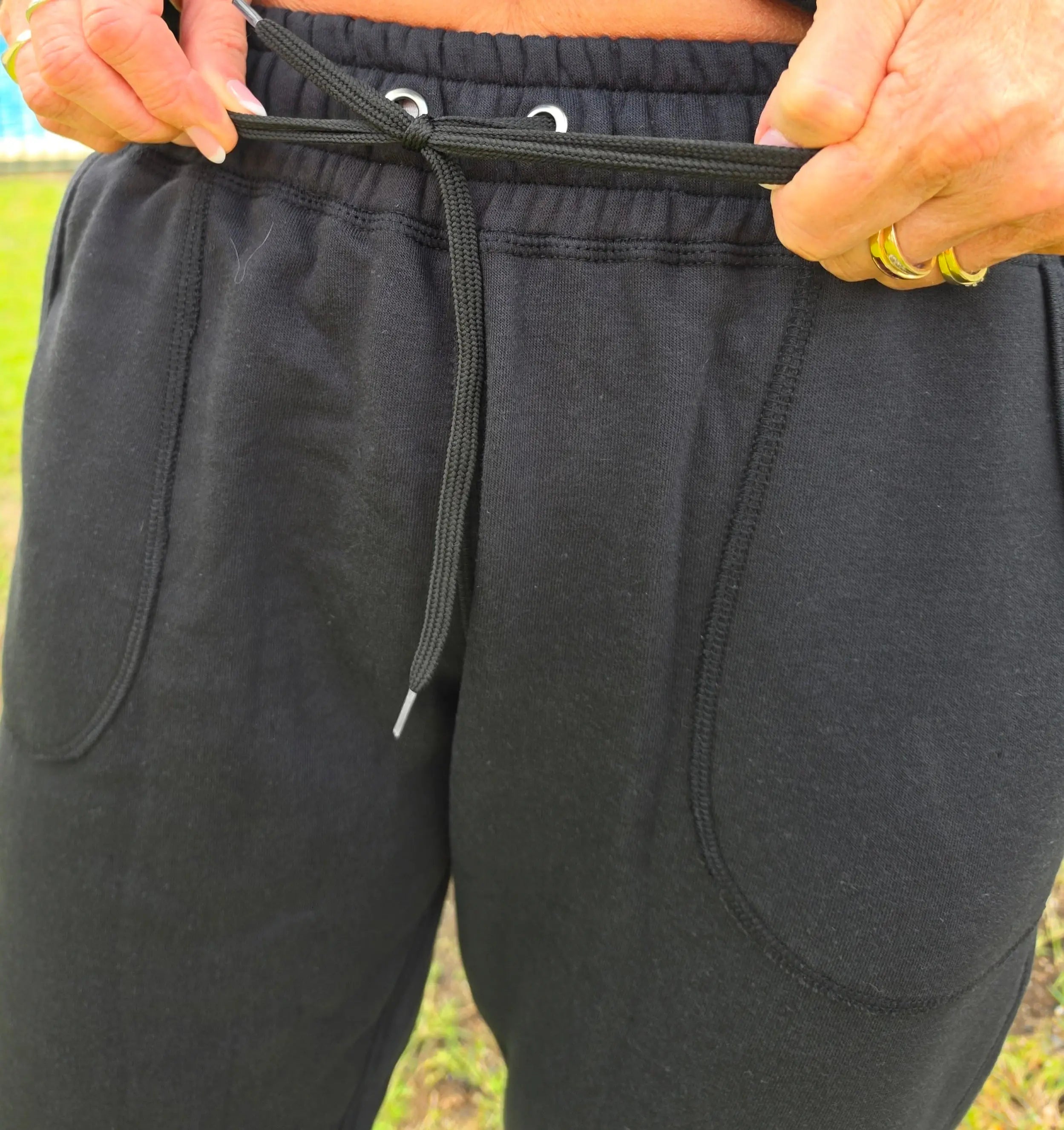 Black Kozy 3/4 fleecy pant with elastic waistband and side pockets perfect for cool days winter wardrobe winner