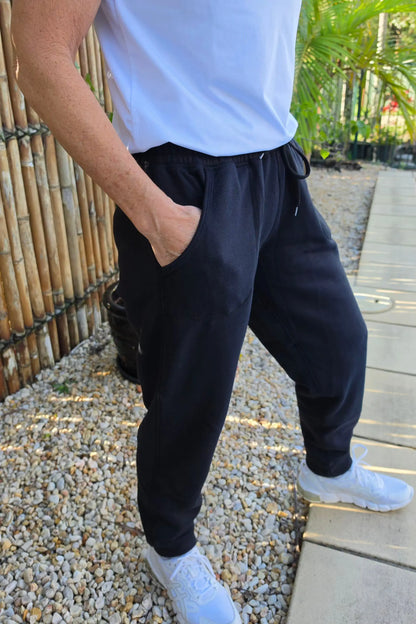 Black kozy fleecy pant with drawstring waist relaxed fit and side pockets perfect for winter wardrobe winner
