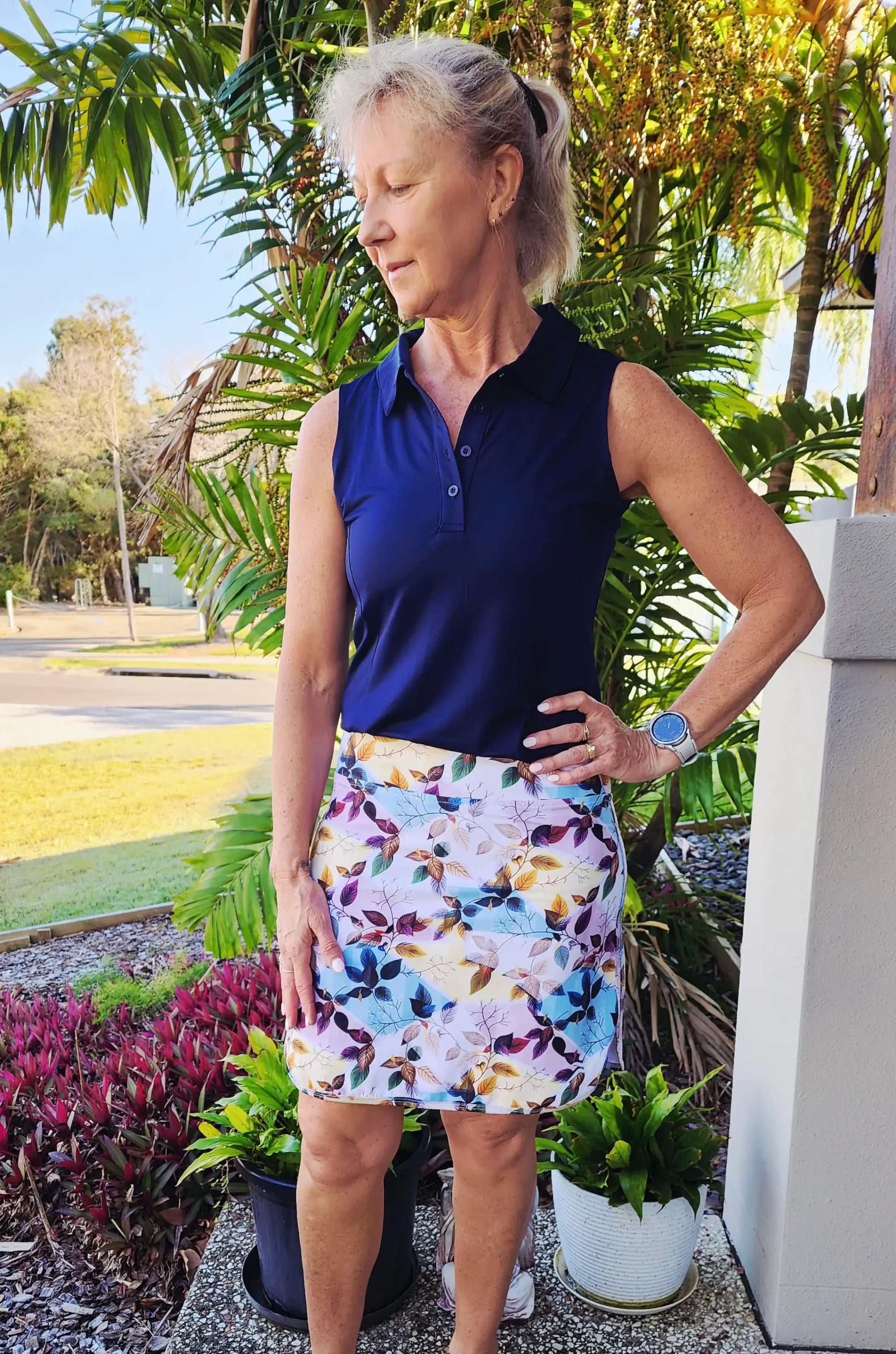 Laini Longer Skort with Pockets - amazing floralm design. XS - Skorts