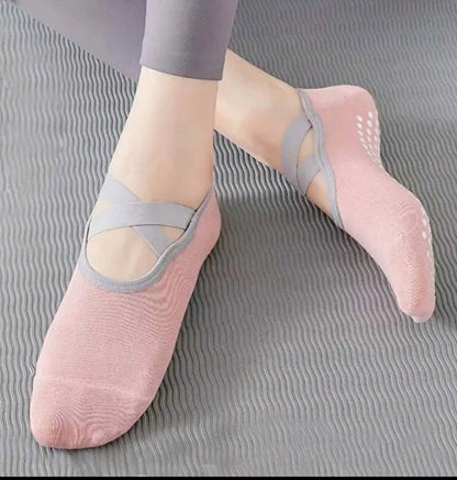 Non Slip Yoga Socks - gmaxx