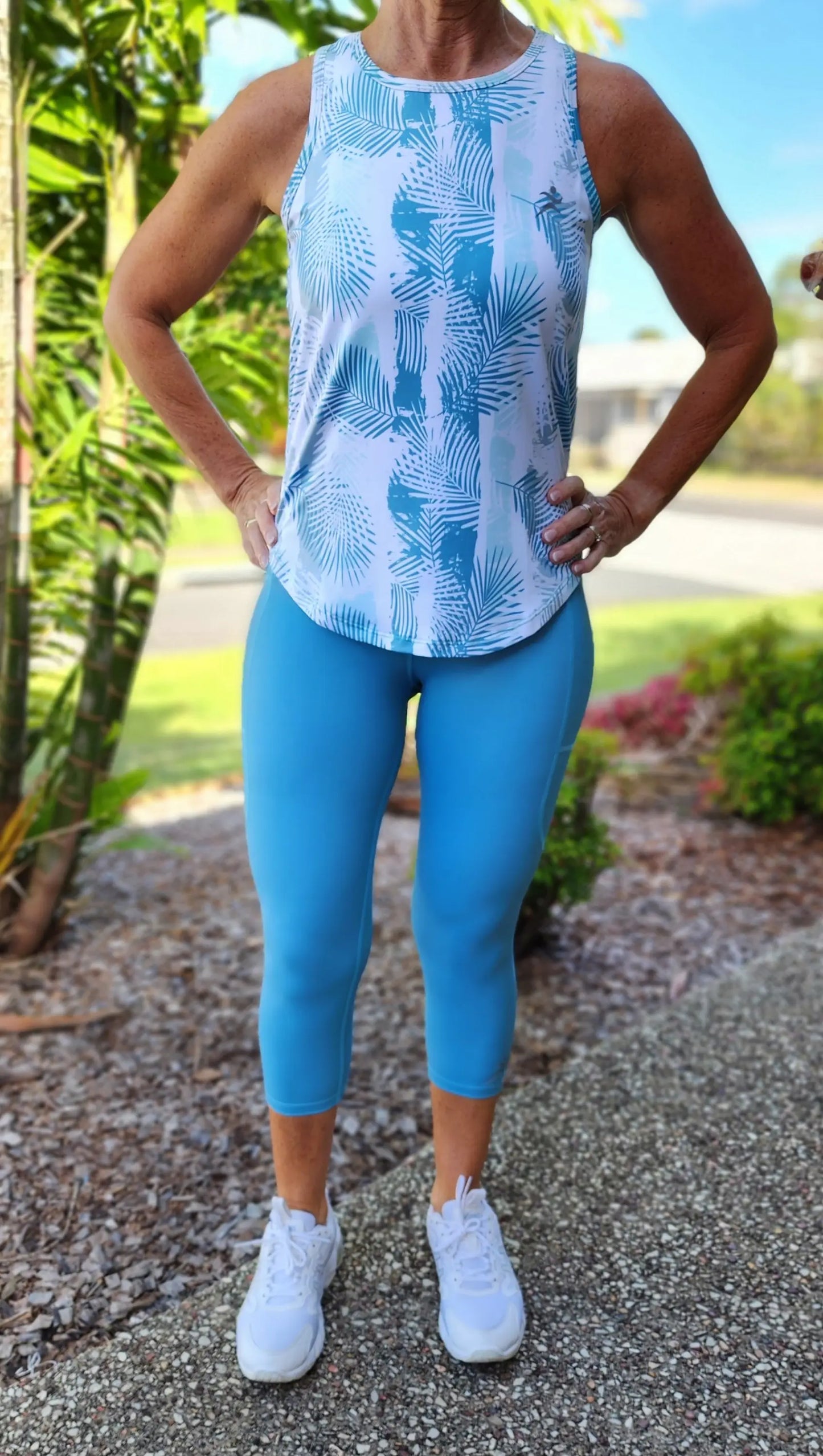 Ocean 3/4 Active Leggings - Ladies Leggings