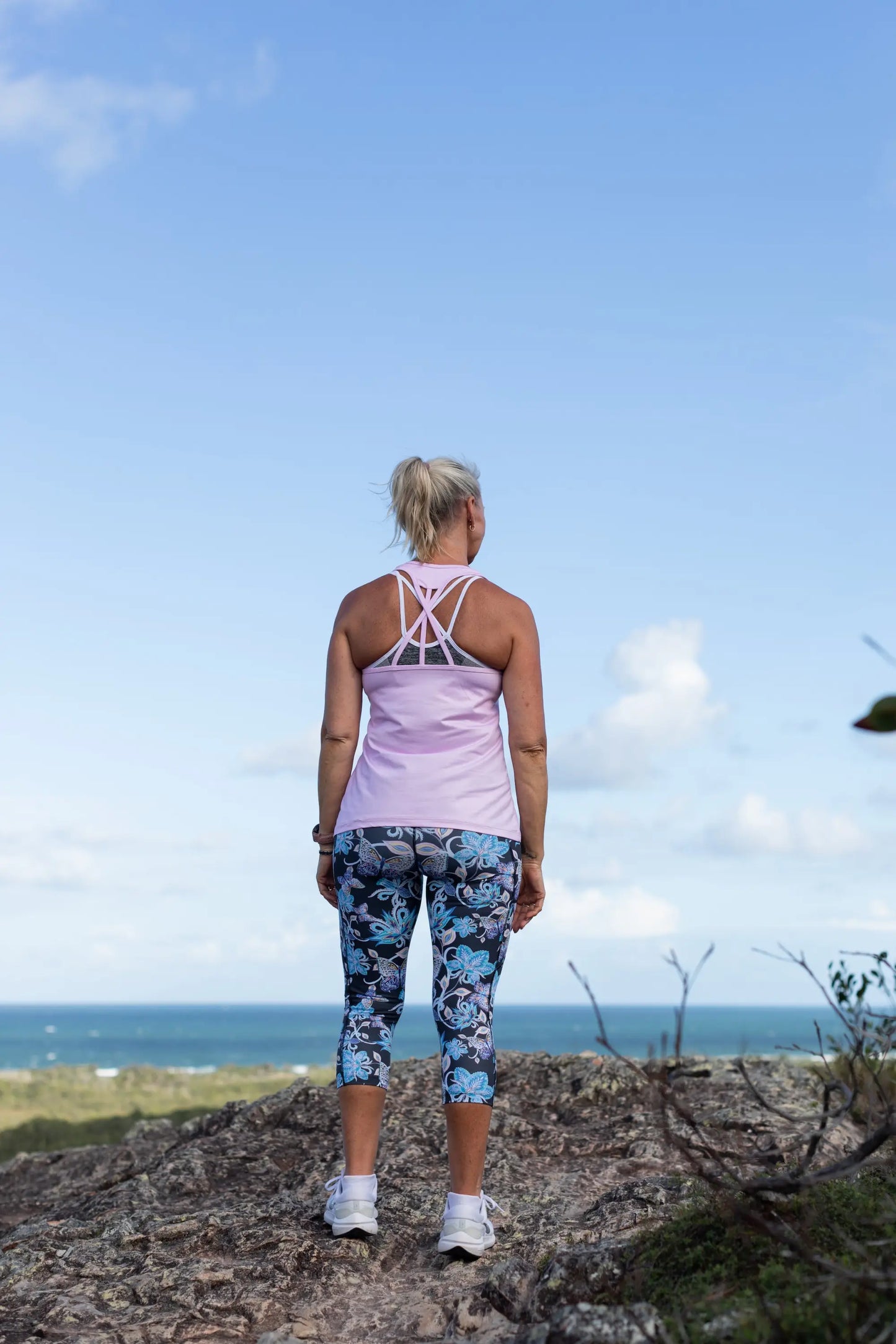 Gmaxx Baby Pink Strappy Back Sports Top