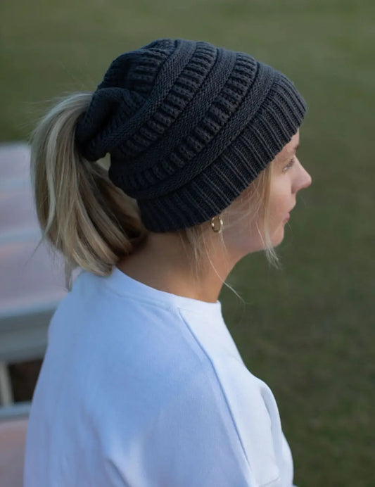Pony Tail Beanies.. Assorted Colours. - gmaxx