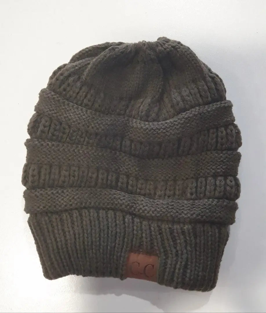 Pony Tail Beanies.. Assorted Colours. - gmaxx