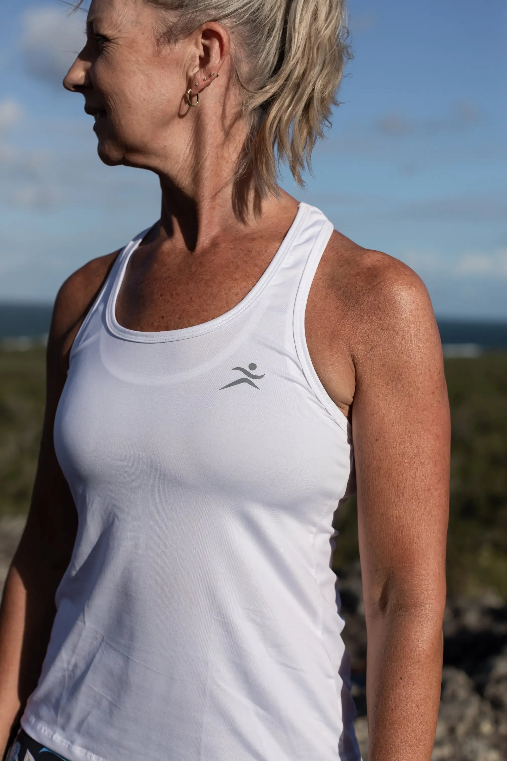 White Strappy Back Sports Top - gmaxx