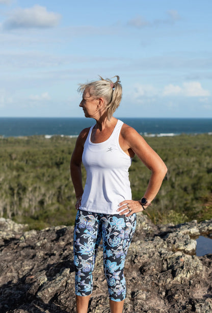 White Strappy Back Sports Top - gmaxx