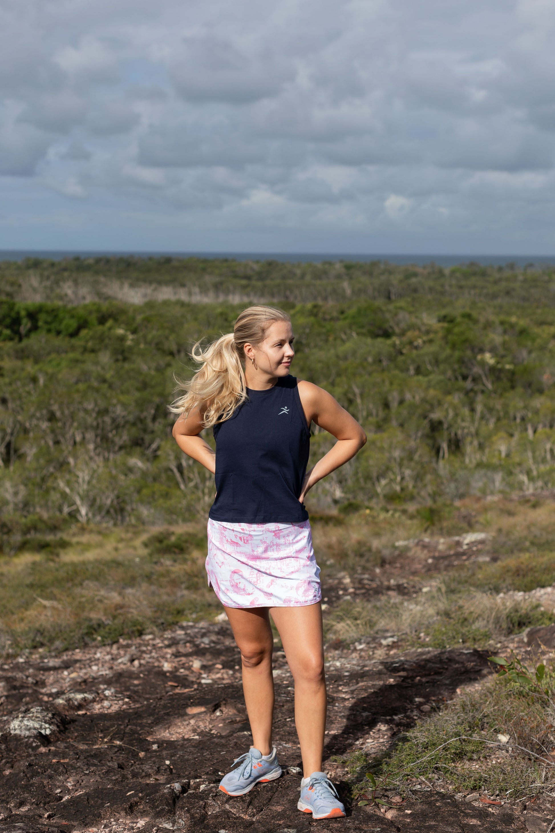 Gmaxx Skorts Julia skort is a beautiful soft pink and white print. Very Feminine. Undershorts with two pockets. Ideal for Golf, Pickleball, Tennis, Skort with pockets, suit tennis dress, tennis skirt pickleball, golf skort, Golf skirt